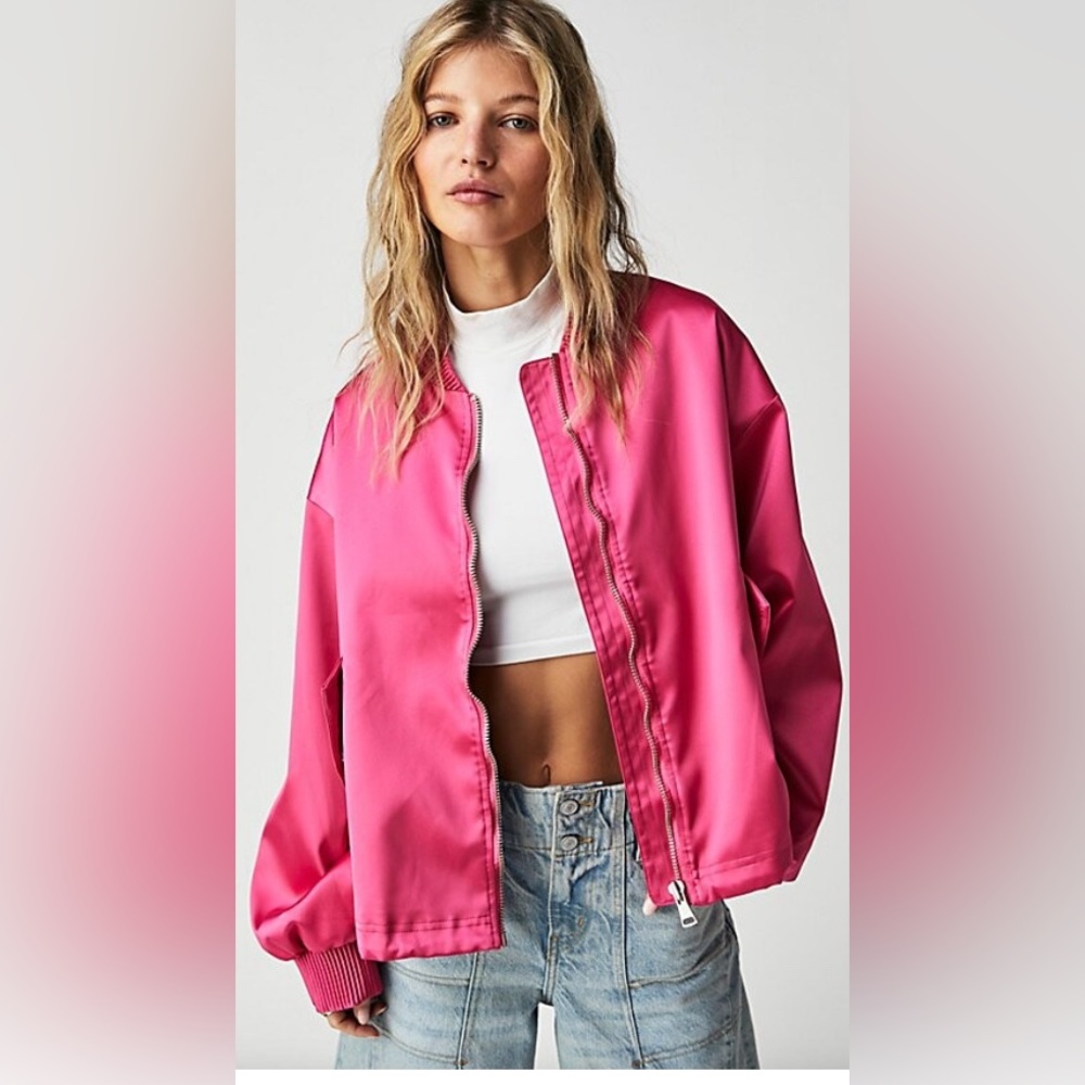 Free People We The Free Echo Pink Bomber. EUC